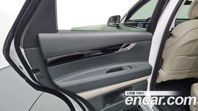 Genesis GV80 2.5T Бензин AWD — Фото автомобиля 25