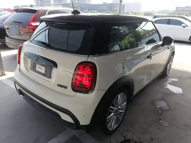 MINI Hatch — Фото автомобиля 6