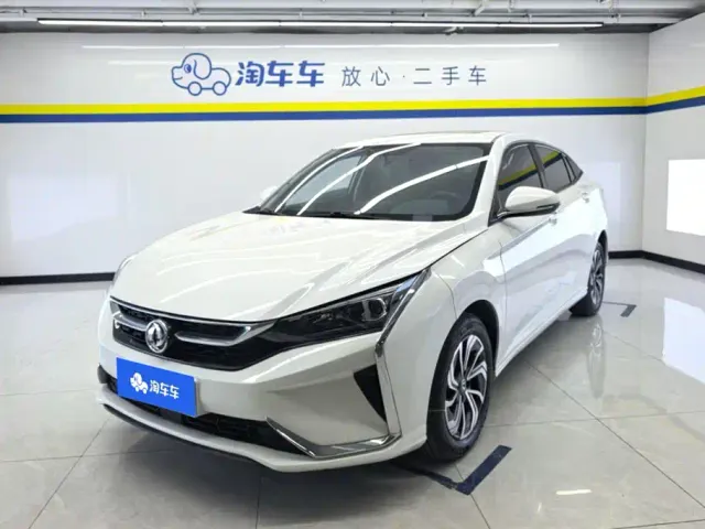 Фотография автомобиля — Dongfeng Yixuan
