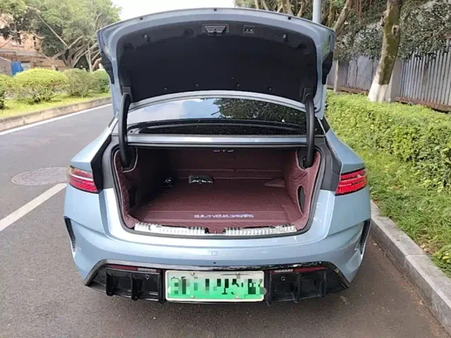 BYD Seal — Фото автомобиля 18