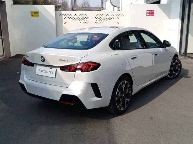 BMW 2 Series — Фото автомобиля 4