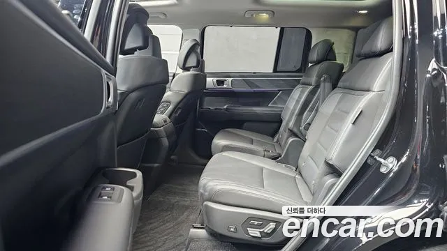 Hyundai Santafe — Фото автомобиля 9