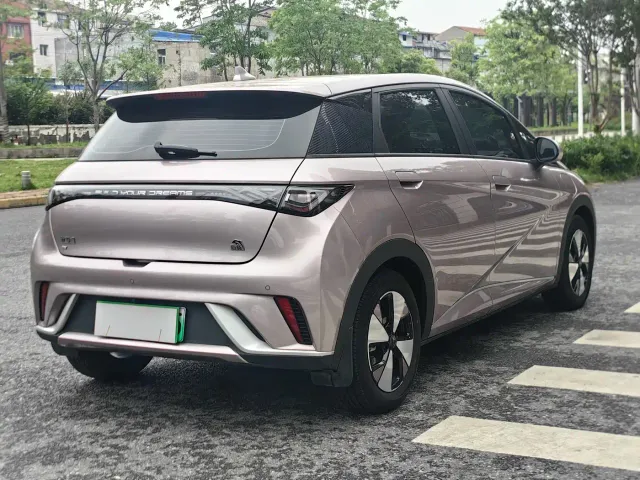BYD Dolphin — Фото автомобиля 13