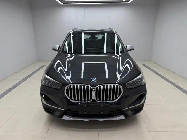BMW X1 — Фото автомобиля 2