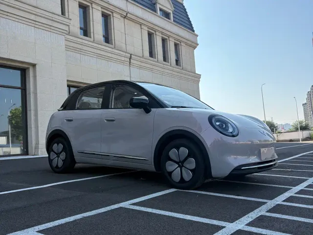 Wuling Binguo Pro — Фото автомобиля 2