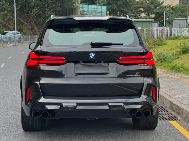 BMW X5 M — Фото автомобиля 7