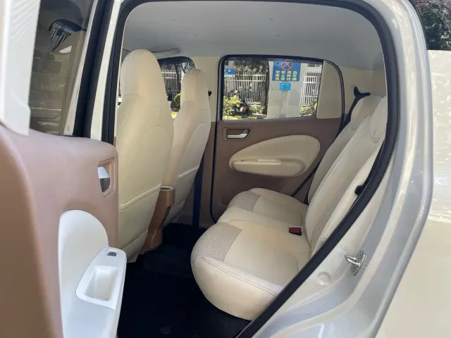 Wuling Hongguang Mini EV — Фото автомобиля 6