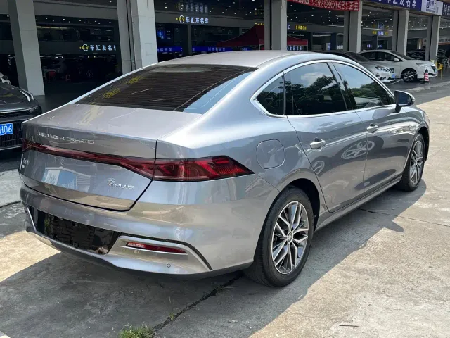 BYD Qin PLUS — Фото автомобиля 7