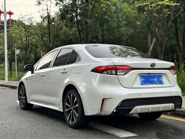Toyota Levin 2022 Dual Engine 1.8H E-CVT Sport Edition — Фото автомобиля 9