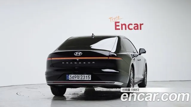 Hyundai Grandeur Grandeur (GN7) 2.5 Бензин 2WD — Фото автомобиля 4