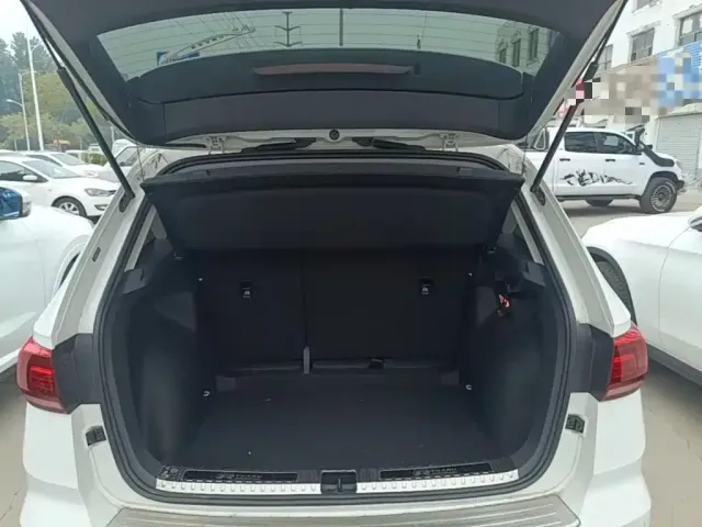 Volkswagen Tharu — Фото автомобиля 18