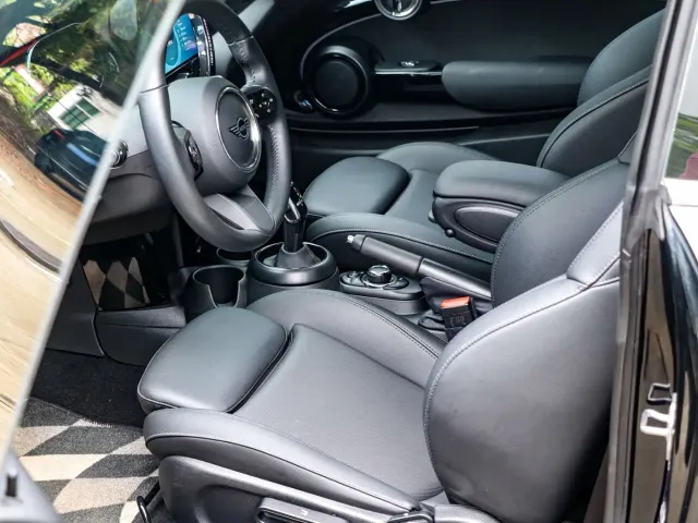 MINI Hatch — Фото автомобиля 12