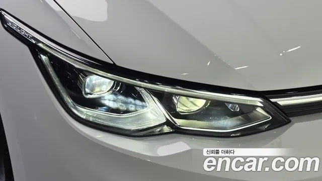 Volkswagen Golf Golf 8 поколение 2.0 TDI Prestige — Фото автомобиля 21
