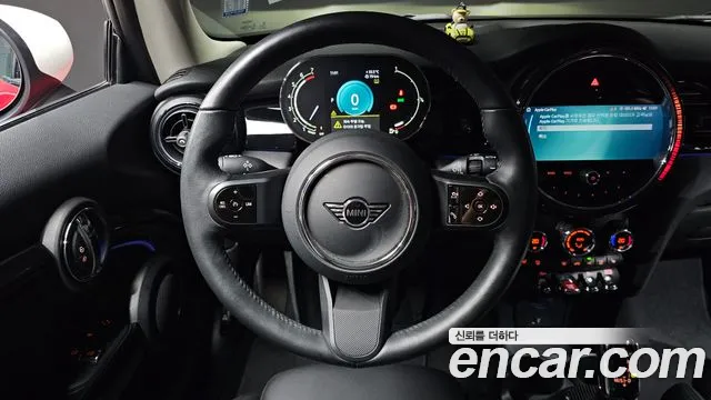 Mini Cooper Cooper Classic — Фото автомобиля 12