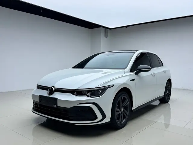 Фотография автомобиля — Volkswagen Golf