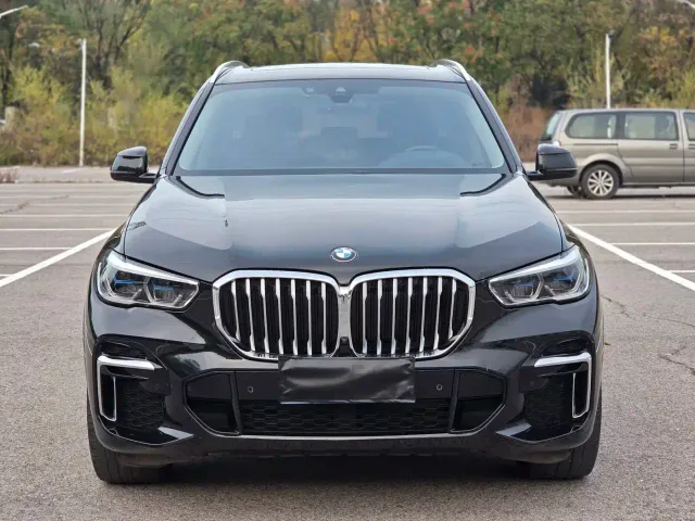 BMW X5 — Фото автомобиля 2