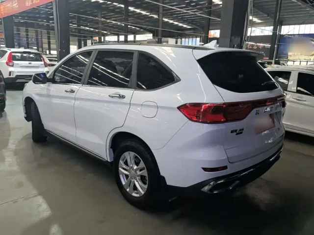 Haval M6 — Фото автомобиля 4