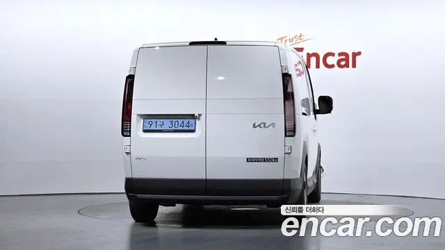 Kia PV5 — Фото автомобиля 4