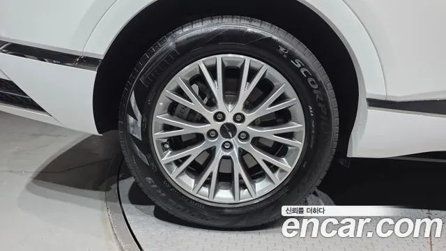 Genesis GV80 2.5T Бензин AWD — Фото автомобиля 5