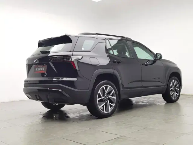 Chevrolet Equinox Plus — Фото автомобиля 2