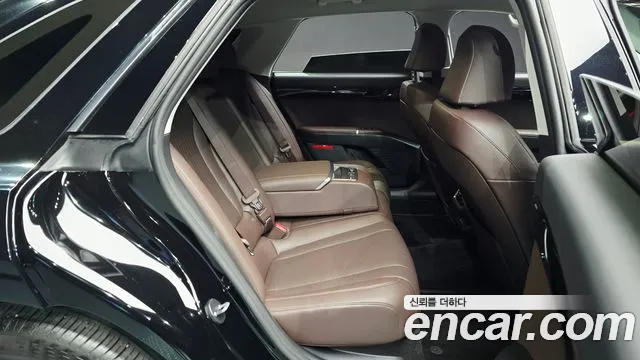 Hyundai Grandeur GN7 — Фото автомобиля 11