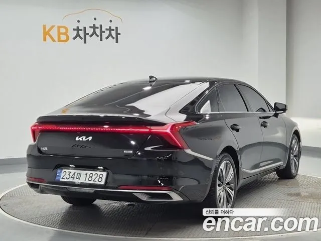 Kia K8 — Фото автомобиля 4