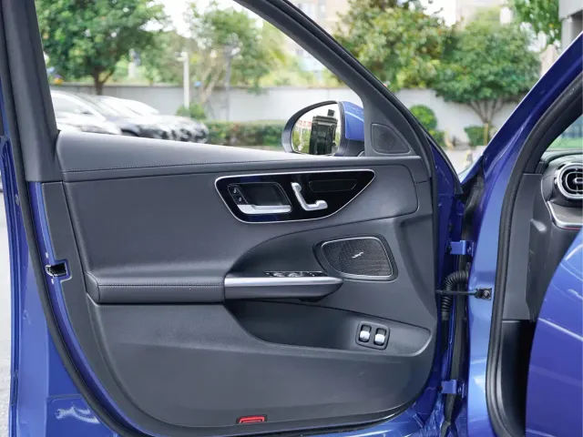Mercedes-Benz C-Class — Фото автомобиля 15