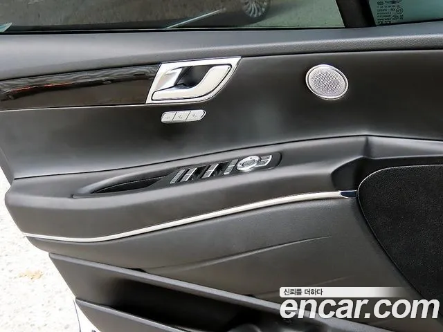Genesis GV80 2.5T Бензин 2WD — Фото автомобиля 12