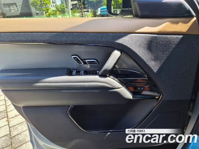 Land Rover Range Rover Sport — Фото автомобиля 9