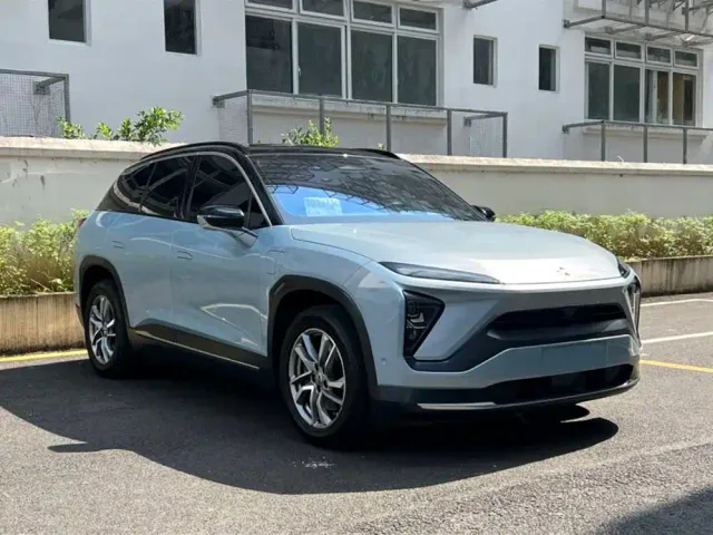 Nio ES6 — Фото автомобиля 10