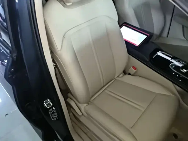 Wuling Victory — Фото автомобиля 24