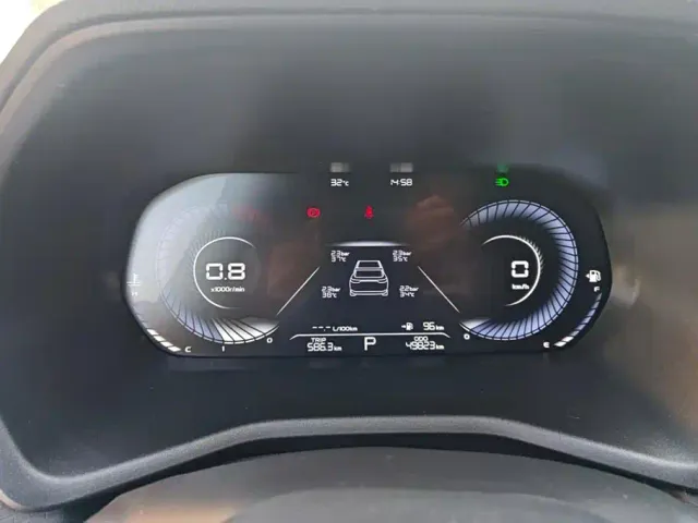 Geely Emgrand — Фото автомобиля 14