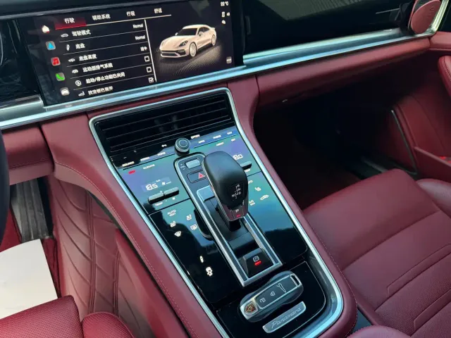Porsche Panamera — Фото автомобиля 18
