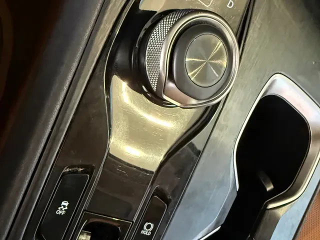 Lexus RZ — Фото автомобиля 11