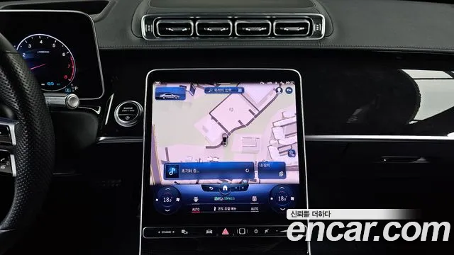 Mercedes-Benz S-Class — Фото автомобиля 12