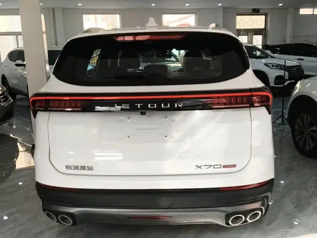 Jetour X70 Plus — Фото автомобиля 5