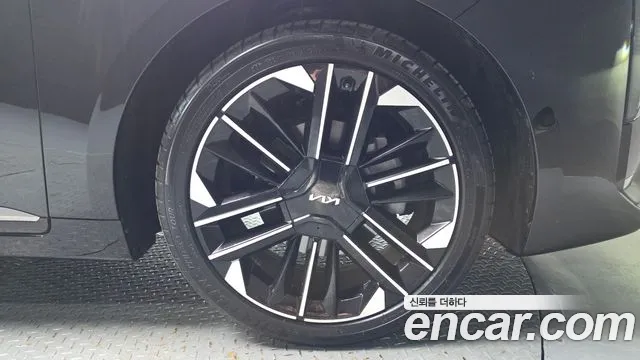 Kia K8 K8 (New) Hybrid — Фото автомобиля 19