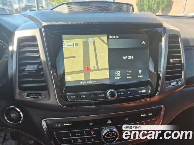 KG_Mobility_Ssangyong Rexton Новый Rexton Sport Khan Дизель 2.2 4WD — Фото автомобиля 19
