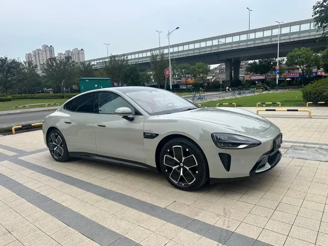 Xiaomi SU7 — Фото автомобиля 2