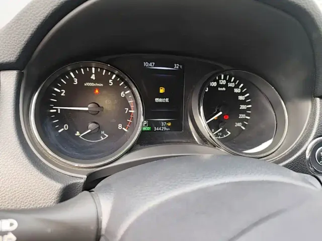 Nissan X-Trail — Фото автомобиля 11