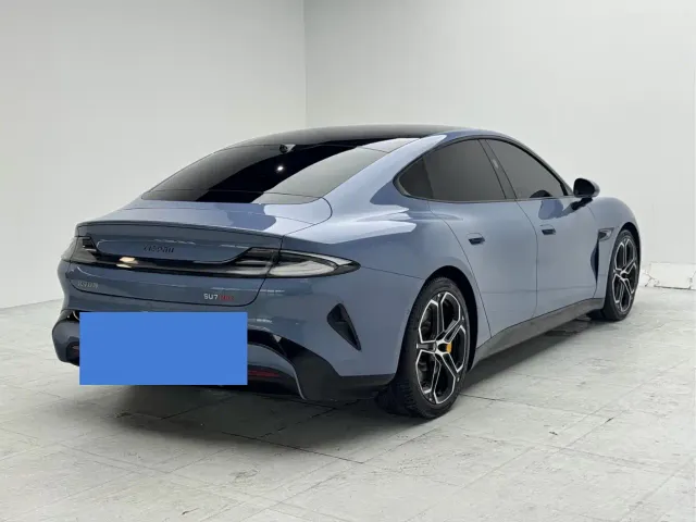 Xiaomi SU7 — Фото автомобиля 9