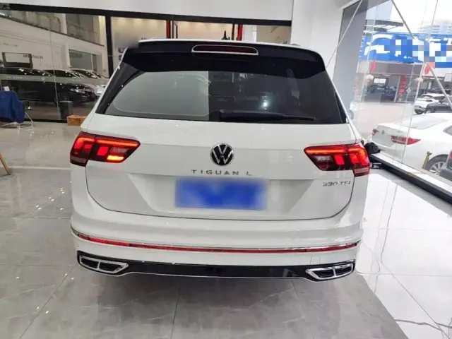Volkswagen Tiguan L — Фото автомобиля 5