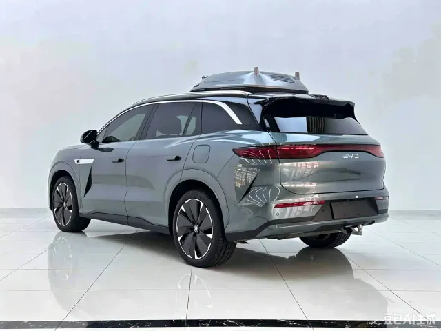 BYD Tang L — Фото автомобиля 4