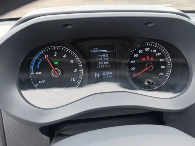 Wuling Yangguang — Фото автомобиля 11