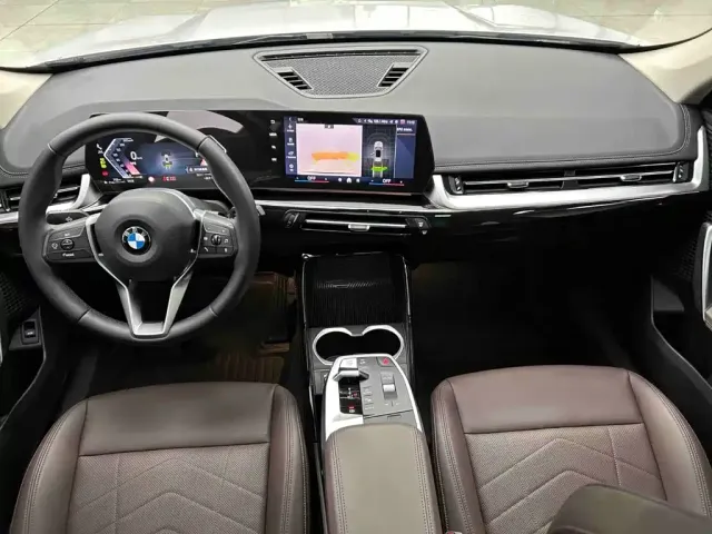 BMW X1 — Фото автомобиля 7