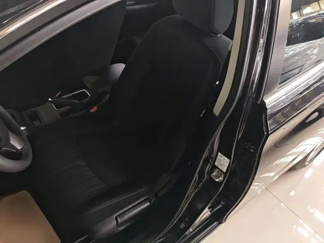 Nissan Sylphy — Фото автомобиля 14