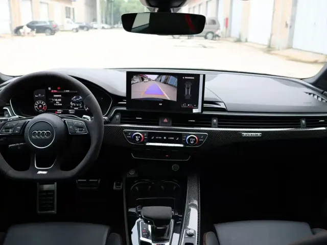 Audi RS 4 — Фото автомобиля 13