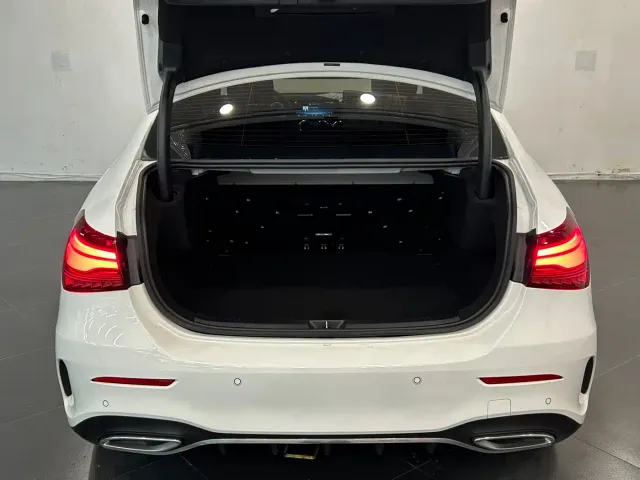 Mercedes-Benz A-Class — Фото автомобиля 14