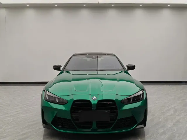BMW M4 — Фото автомобиля 2