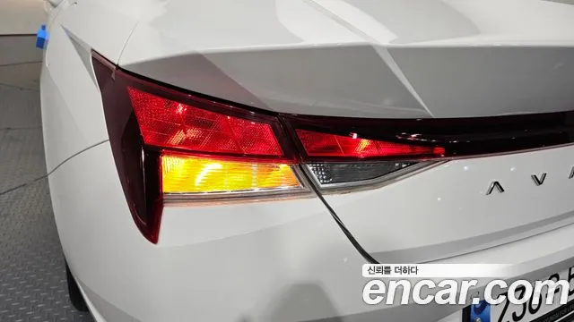 Hyundai Avante CN7 — Фото автомобиля 8